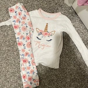 Baby gap pj set
